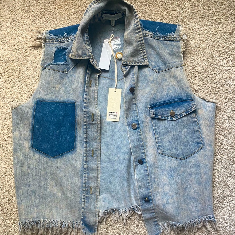 Cropped denim vest